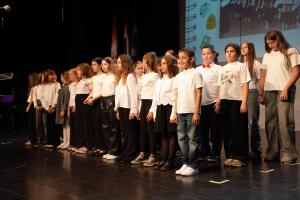 IMG-beee7144b36cd87f704d8eaa5032d4bf-V