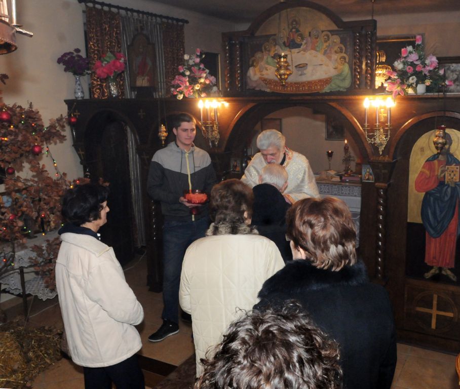 Pravoslavni vjernici proslavili Božić u crkvi Svete Petke Pravoslavni vjernici proslavili Božić u crkvi Svete Petke