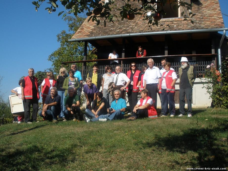 Održana 1. Likovna kolonija sisačkog Crvenog lkriža Održana 1. Likovna kolonija sisačkog Crvenog lkriža