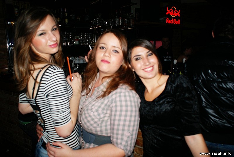 NightLife: River Pub – TurkTheDJ Night NightLife: River Pub – TurkTheDJ Night