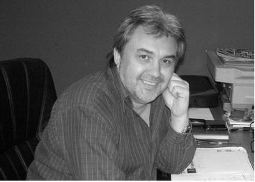 Preminuo je Darko Komlinović Preminuo je Darko Komlinović