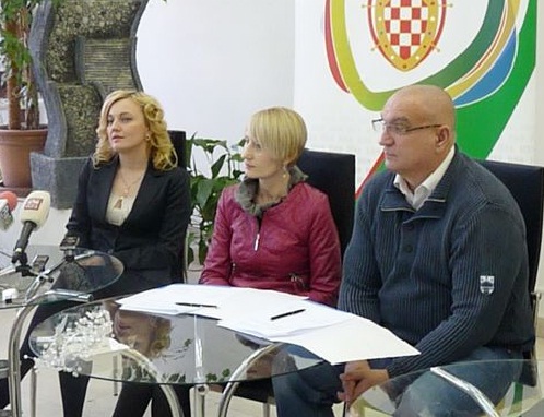 Sporazum o suradnji HSS-a i HSP Ante Starčević u Sisku Sporazum o suradnji HSS-a i HSP Ante Starčević u Sisku