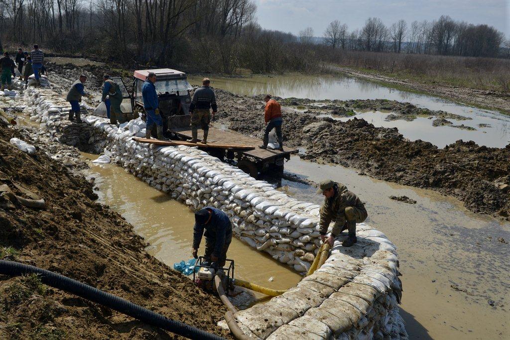 Poplave: Stanje pod kontrolom, ljutnja u Gradu jer je izostala pomoć Poplave: Stanje pod kontrolom, ljutnja u Gradu jer je izostala pomoć
