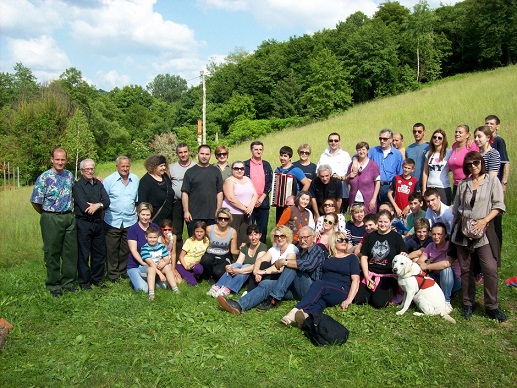 Članovi udruge slijepih na izletu u Zelenoj dolini Članovi udruge slijepih na izletu u Zelenoj dolini