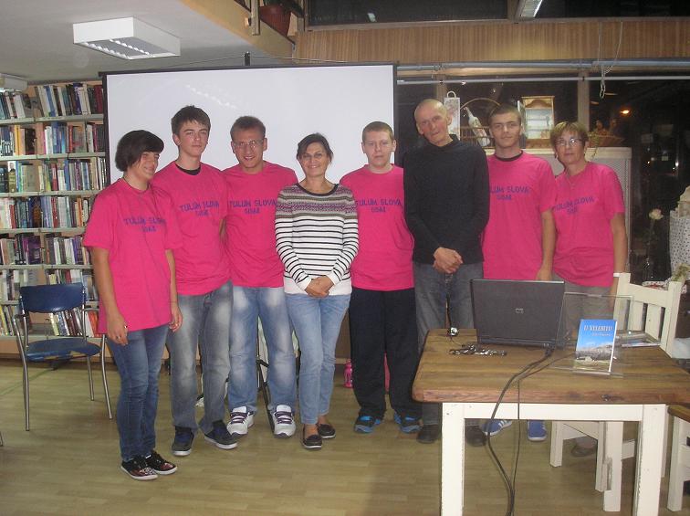 Planinari na sisačkoj promociji knjige Ede Popovića Planinari na sisačkoj promociji knjige Ede Popovića