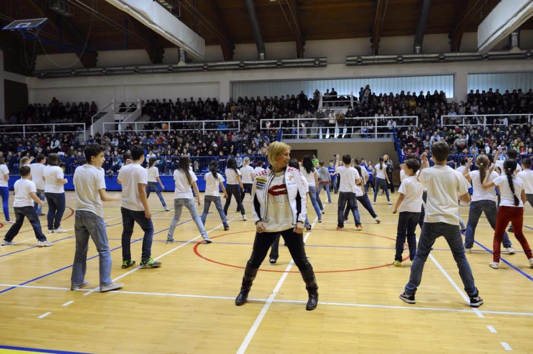 Hrvatski skijaški savez dovodi 600 učenika iz cijele Hrvatske na utrke Vip Snow Queen Trophy Hrvatski skijaški savez dovodi 600 učenika iz cijele Hrvatske na utrke Vip Snow Queen Trophy