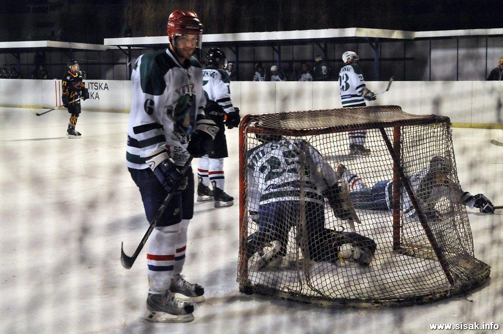 Otvorenje hokejaške sezone u Sisku – HKL Sisak-HKL Medveščak Otvorenje hokejaške sezone u Sisku – HKL Sisak-HKL Medveščak