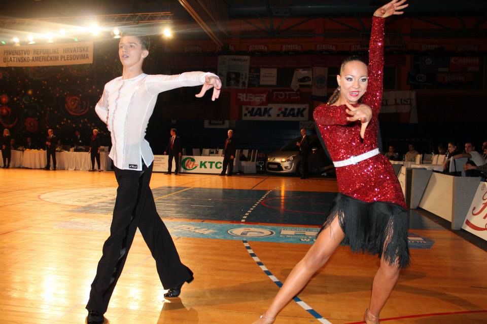 Nove titule za petrinjske plesače Nove titule za petrinjske plesače