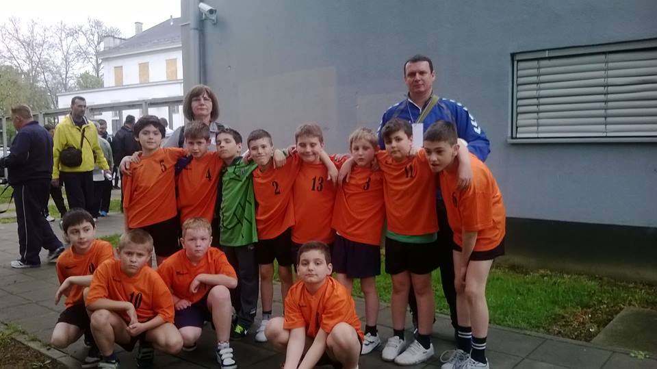 Minirukometaši dostojno predstavili Sisak Minirukometaši dostojno predstavili Sisak
