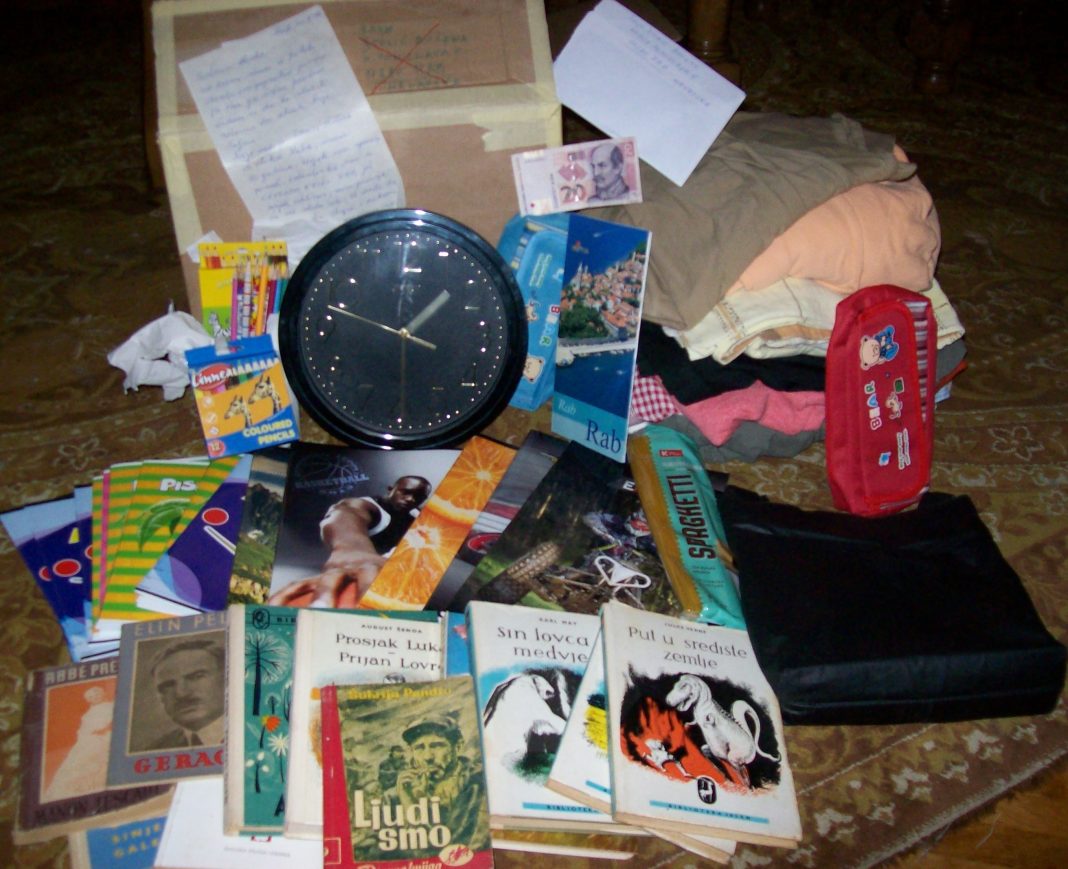 Paket pomoći i pismo dobrih želja s Raba Paket pomoći i pismo dobrih želja s Raba