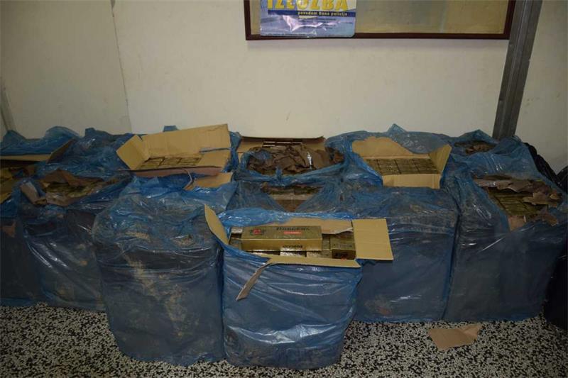 Prijavljen zbog trgovine duhanom Prijavljen zbog trgovine duhanom