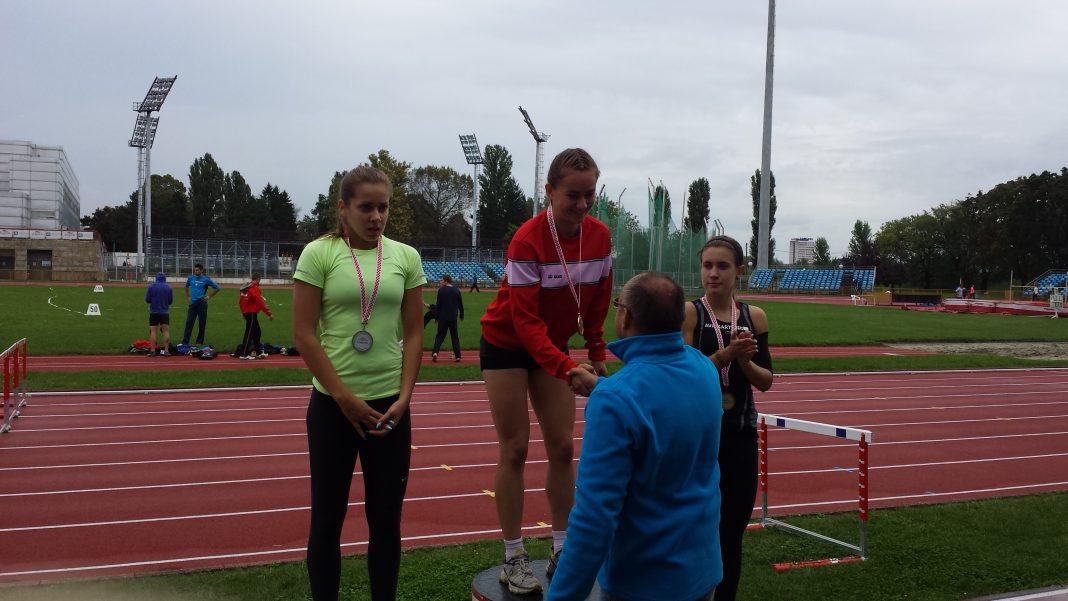 “Ludi” vikend za atletičare JAK-a “Ludi” vikend za atletičare JAK-a