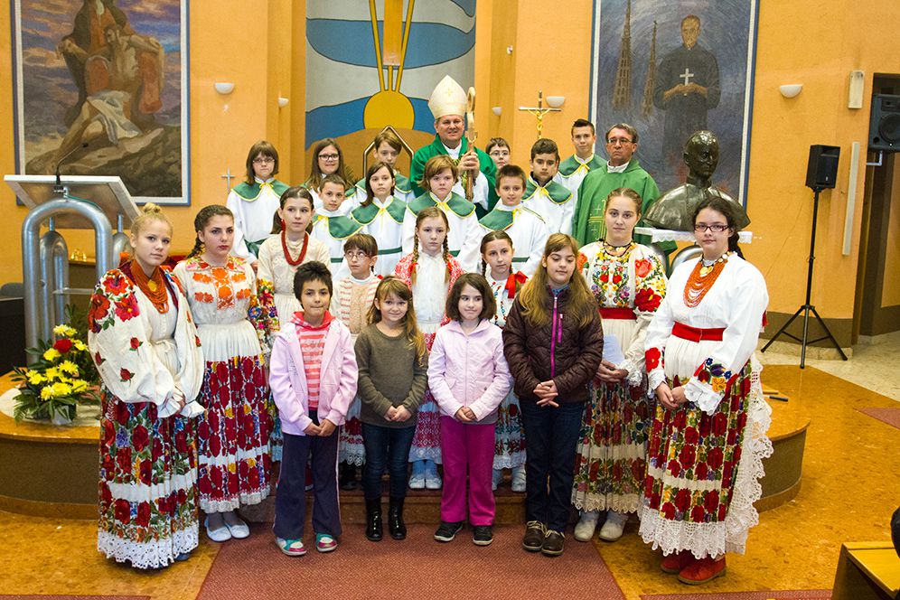 Biskup Košić u pastoralnom pohodu Budaševu Biskup Košić u pastoralnom pohodu Budaševu