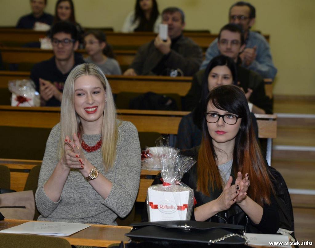 Grad Sisak dobio 30 novih stipendista Grad Sisak dobio 30 novih stipendista