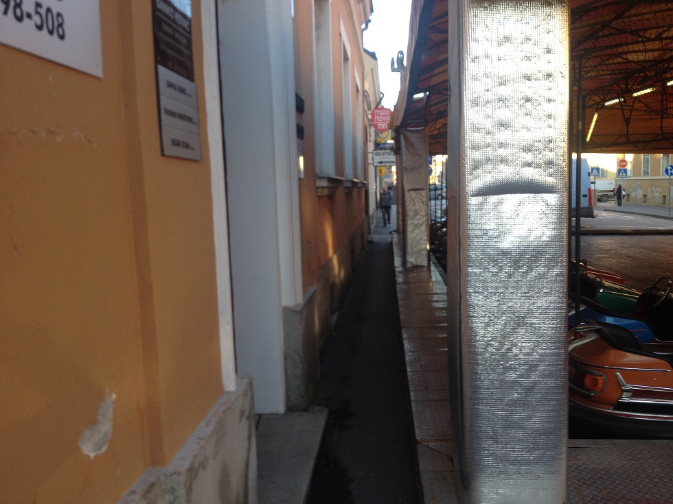 Blokiran pristup izbornom stožeru Milana Kujundžića u Sisku Blokiran pristup izbornom stožeru Milana Kujundžića u Sisku