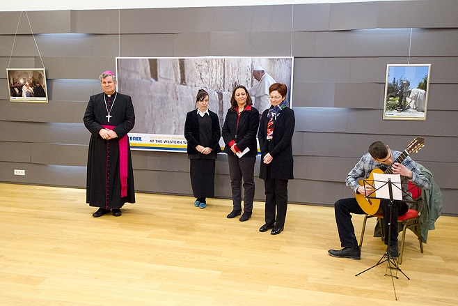 Otvorena izložba fotografija „Papa Franjo u Izraelu“ Otvorena izložba fotografija „Papa Franjo u Izraelu“