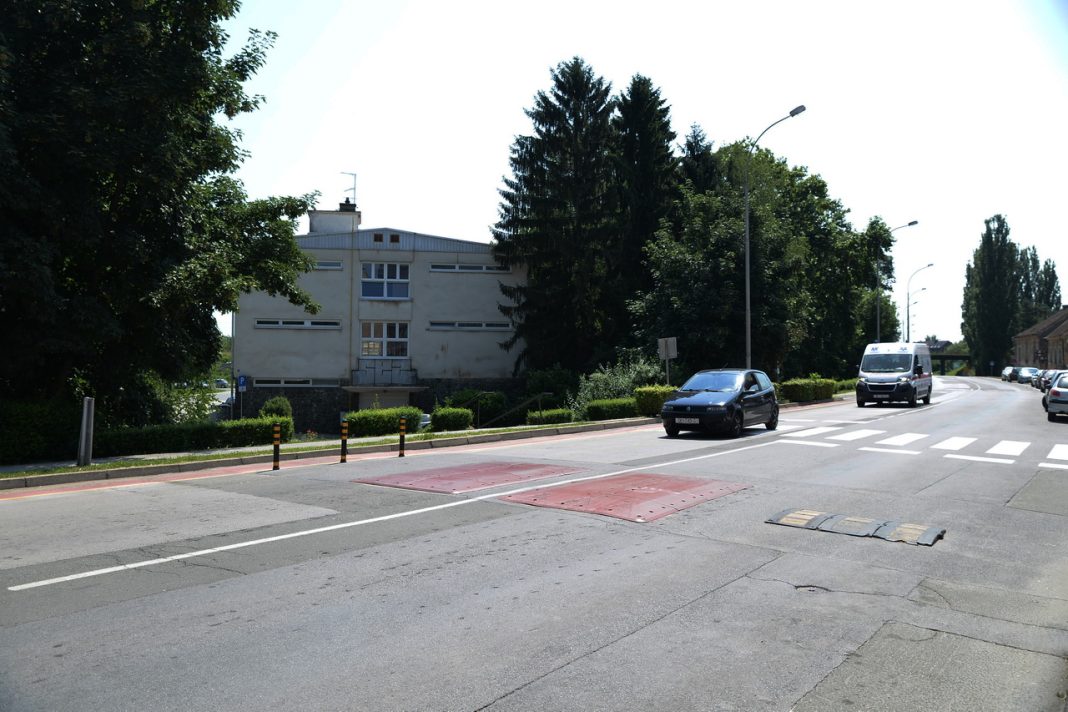 Preventivni radari na prilazima sisačkih škola Preventivni radari na prilazima sisačkih škola