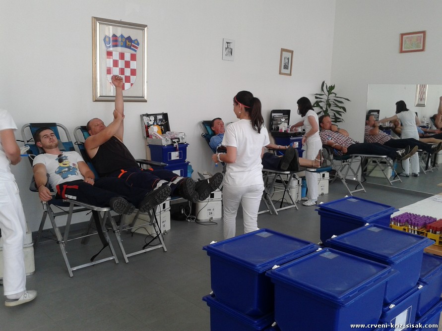 Prikupljene 143 doze krvi Prikupljene 143 doze krvi