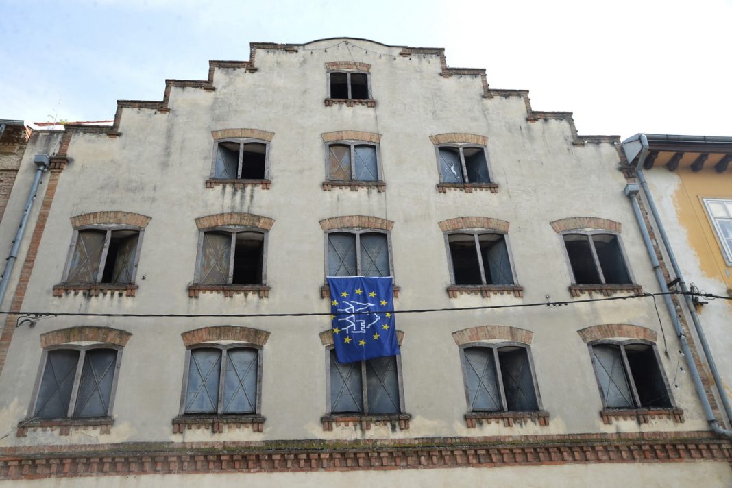 Izložba o industrijskoj baštini Slavonije i Baranje Izložba o industrijskoj baštini Slavonije i Baranje