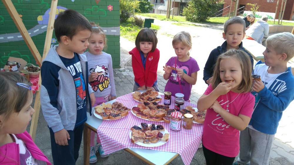 Pekmezijada u vrtiću Sunce Pekmezijada u vrtiću Sunce