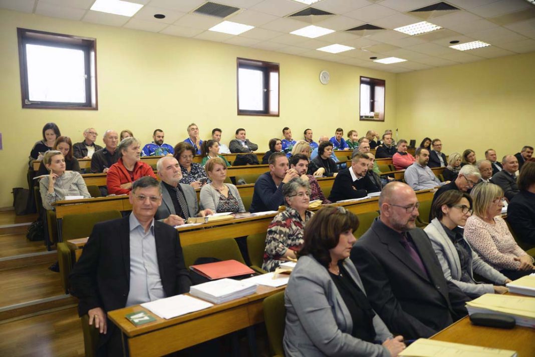 Usvojen Proračun Siska za 2017. Usvojen Proračun Siska za 2017.