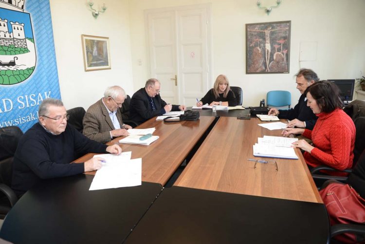 Umirovljenici o poreznoj reformi Umirovljenici o poreznoj reformi