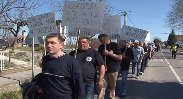 I zastupnica Željka Josić traži nogostup za Komarevčane I zastupnica Željka Josić traži nogostup za Komarevčane