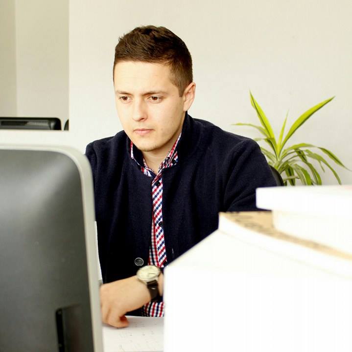 Gradonačelnik Dalibor Bišćan (27) o prvim potezima i planovima u Hrvatskoj Kostajnici Gradonačelnik Dalibor Bišćan (27) o prvim potezima i planovima u Hrvatskoj Kostajnici