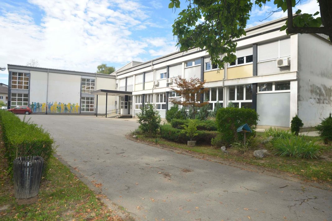 Radovi u Osnovnoj školi Viktorovac Radovi u Osnovnoj školi Viktorovac