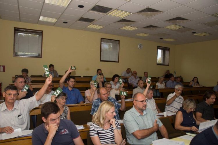 Sa sjednice Gradskog vijeća Sa sjednice Gradskog vijeća