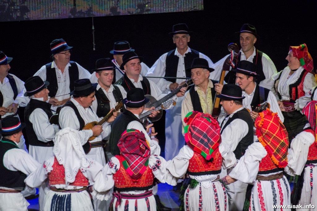 Svečani koncert povodom 65. rođendana FA Ivan Goran Kovačić Sisak Svečani koncert povodom 65. rođendana FA Ivan Goran Kovačić Sisak