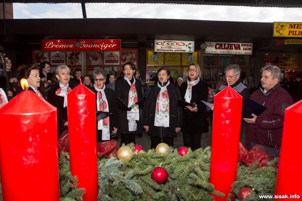 Nastup FA Ivan Goran Kovačić na tržnici Kontroba Nastup FA Ivan Goran Kovačić na tržnici Kontroba