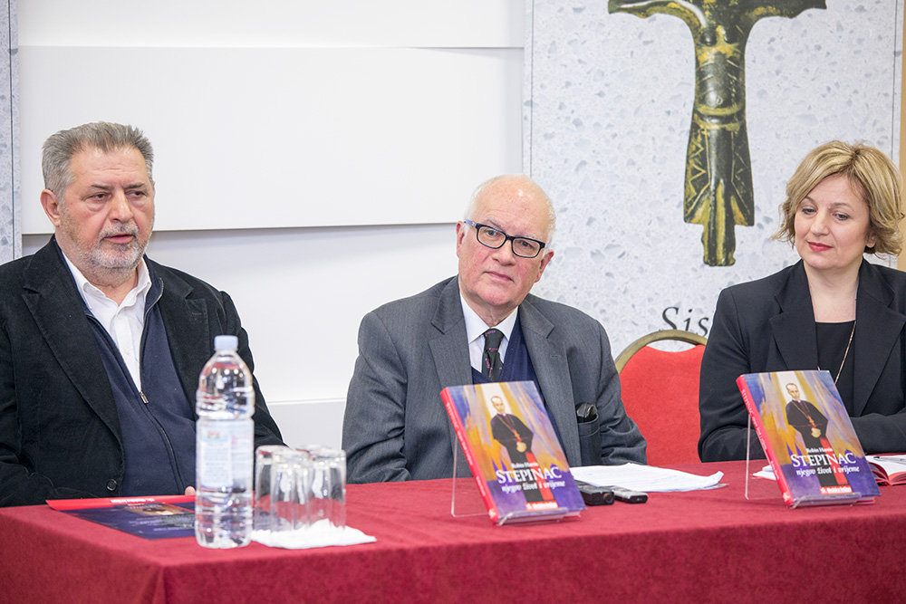 Predstavljena knjiga „Stepinac – njegov život i vrijeme“ Predstavljena knjiga „Stepinac – njegov život i vrijeme“