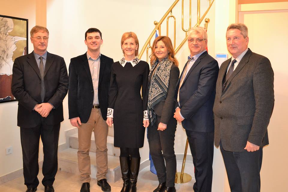 Predsjedništvo Vijeća bošnjačke nacionalne manjine Grada Siska u posjetu Veleposlanstvu BiH Predsjedništvo Vijeća bošnjačke nacionalne manjine Grada Siska u posjetu Veleposlanstvu BiH