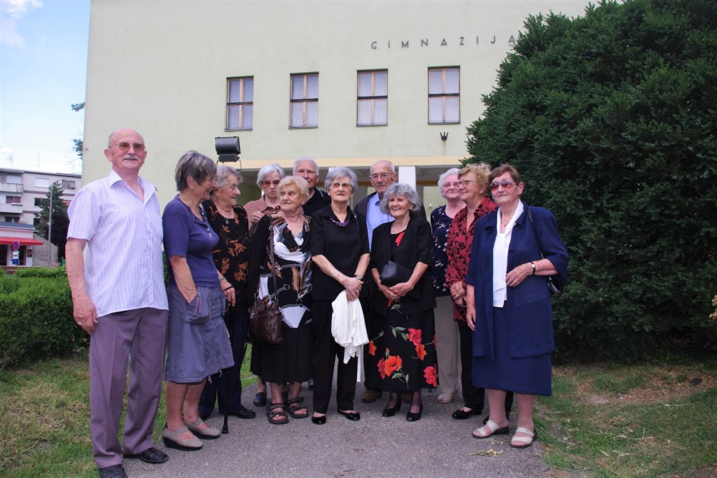 Sisački Gimnazijalci proslavili 65. godišnjicu mature Sisački Gimnazijalci proslavili 65. godišnjicu mature