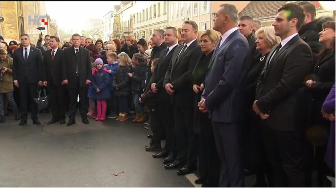 Predsjednica u Sisku obećala potporu završetku autoceste Zagreb-Sisak Predsjednica u Sisku obećala potporu završetku autoceste Zagreb-Sisak