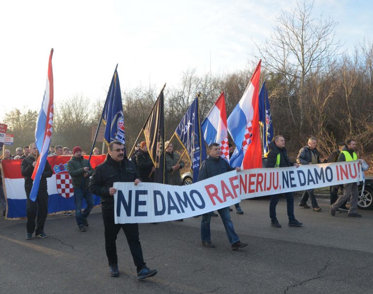Prosvjedovali radnici Rafinerije – traže sastanak s Vladom RH