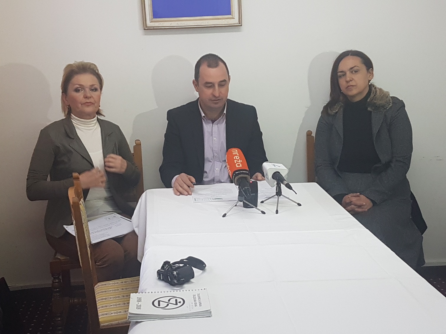 Tko podržava pogon za obradu opasnog otpada u Novom Pračnu? Tko podržava pogon za obradu opasnog otpada u Novom Pračnu?