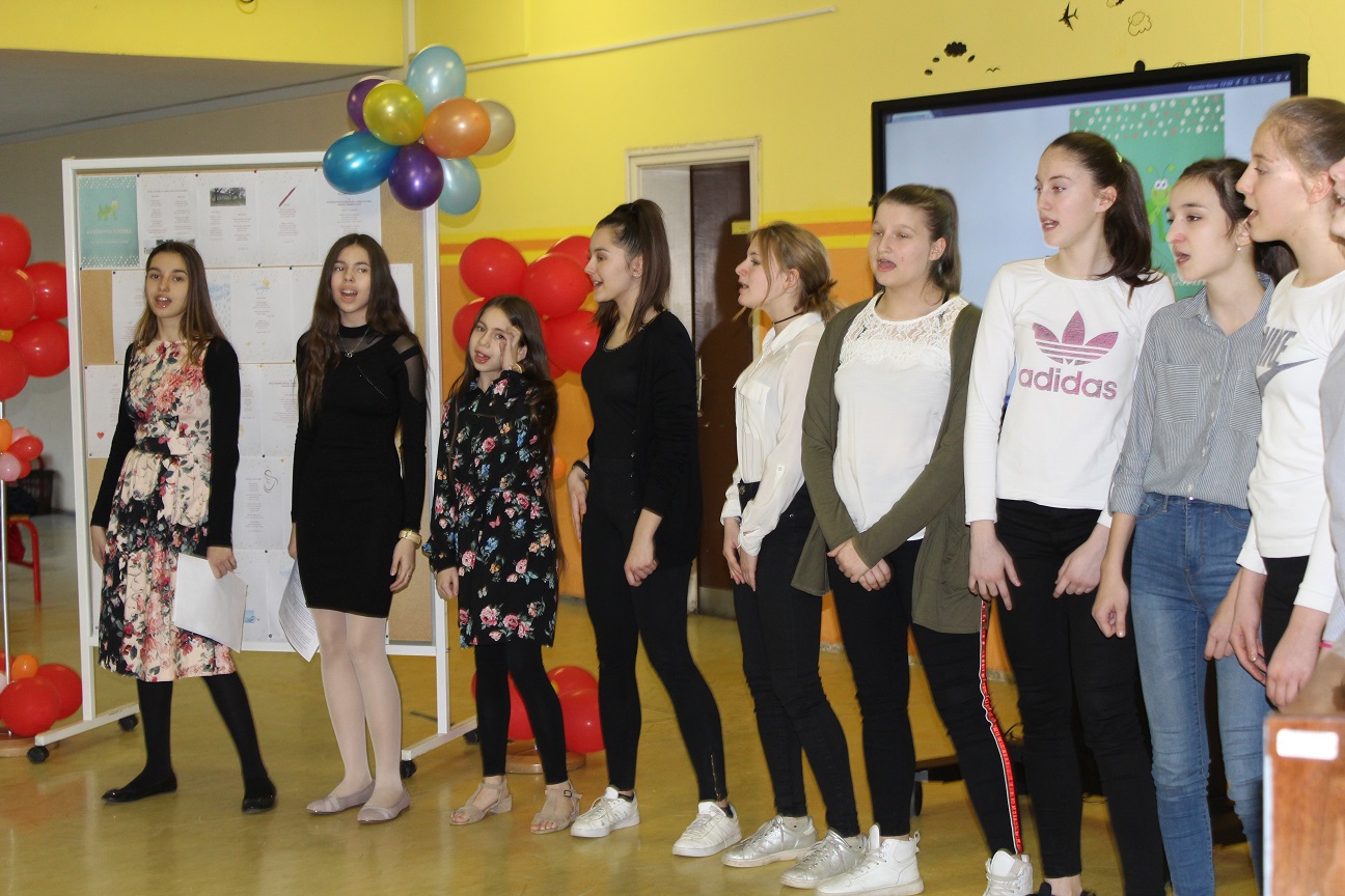 Promovirana zbirka pjesama učenika 3. b razreda OŠ Braće Bobetko Promovirana zbirka pjesama učenika 3. b razreda OŠ Braće Bobetko