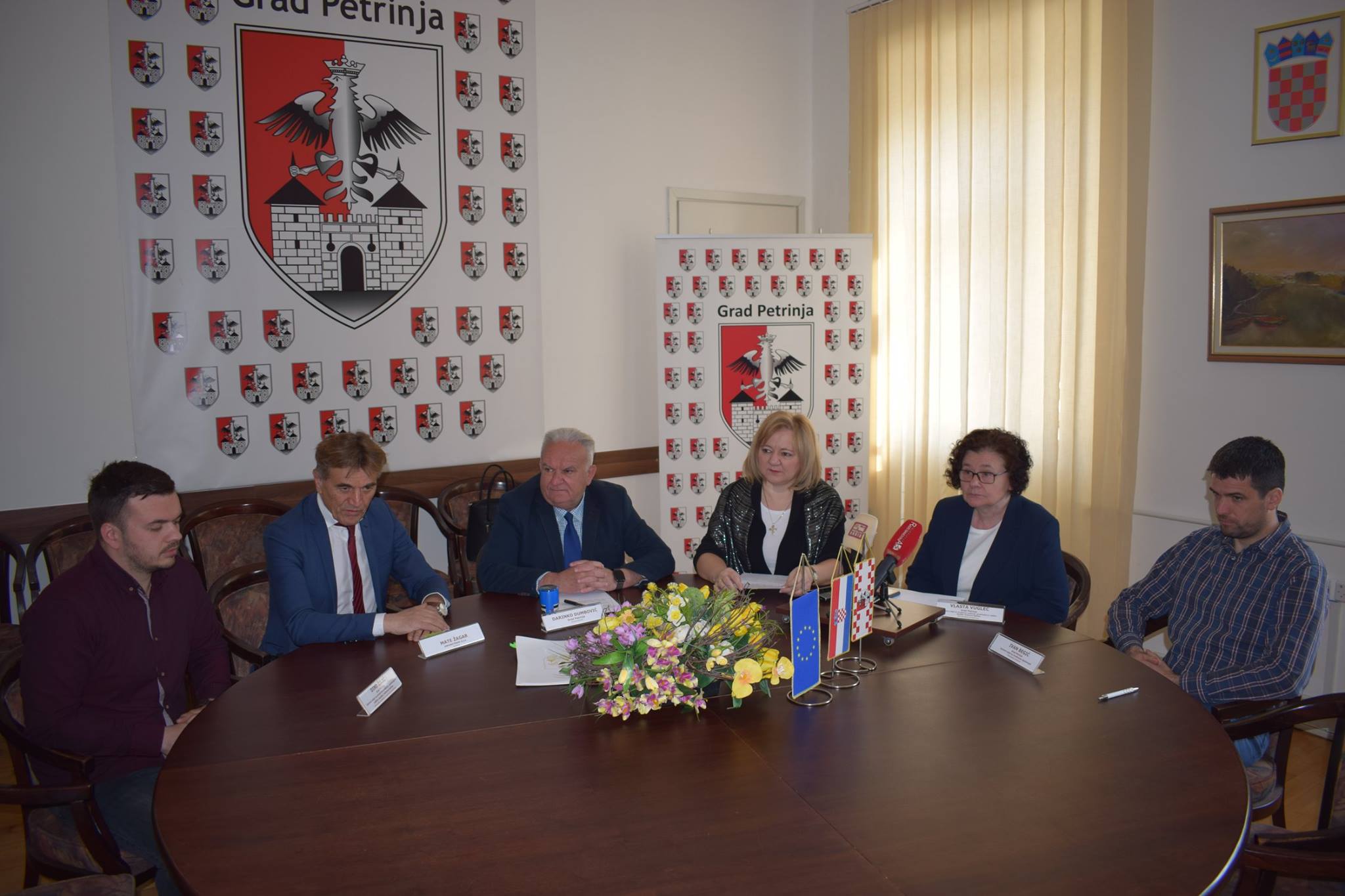 Potpisan ugovor za glavni projekt rekonstrukcije gradskog kupališta u Petrinji i gradnju sportsko rekreacijske zgrade Potpisan ugovor za glavni projekt rekonstrukcije gradskog kupališta u Petrinji i gradnju sportsko rekreacijske zgrade
