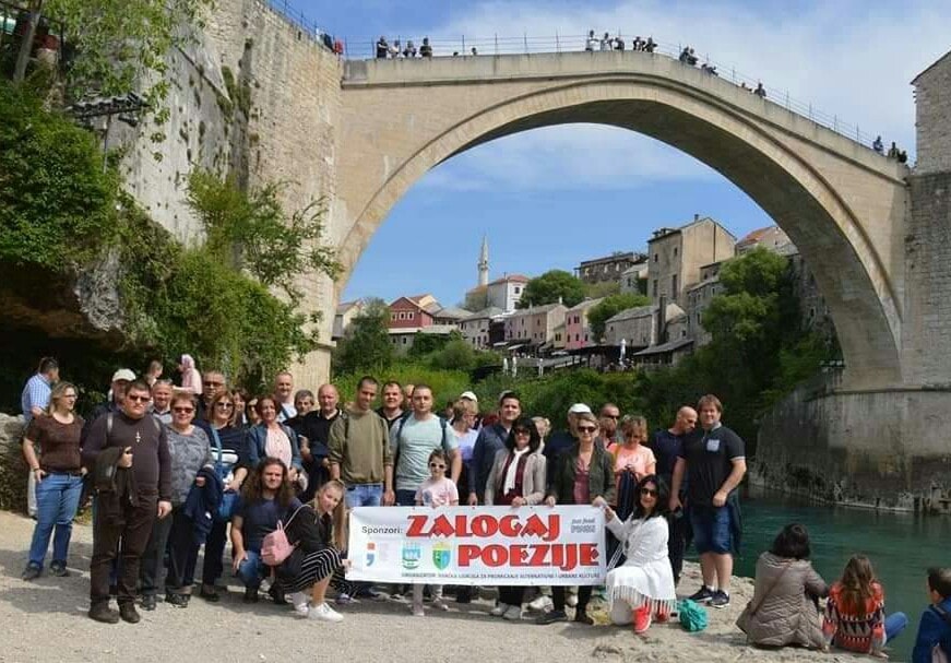 Zalogaj poezije konzumiran u Međugorju i Mostaru Zalogaj poezije konzumiran u Međugorju i Mostaru