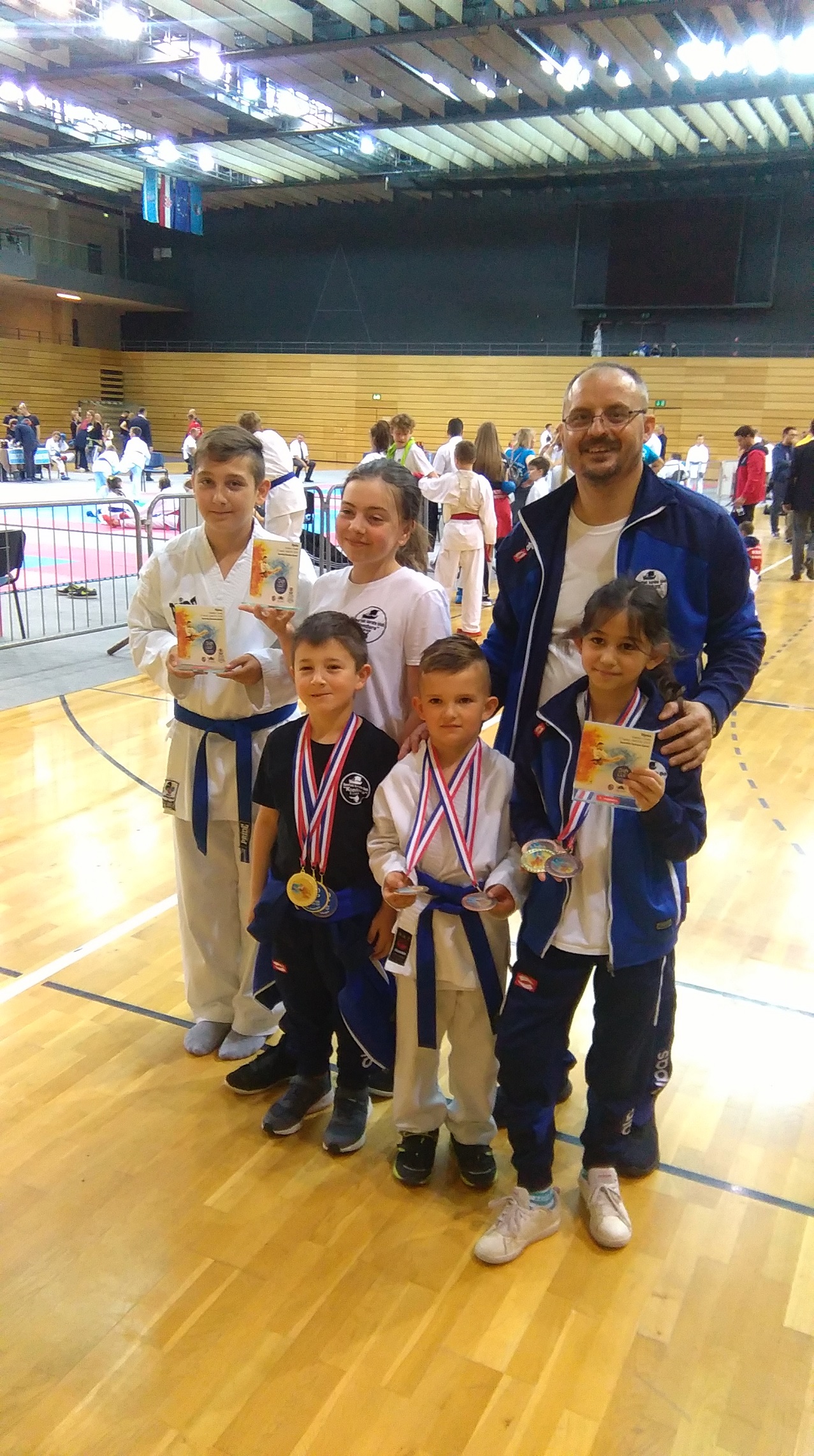 Ove subote 13 medalja za karatiste Kondure Ove subote 13 medalja za karatiste Kondure