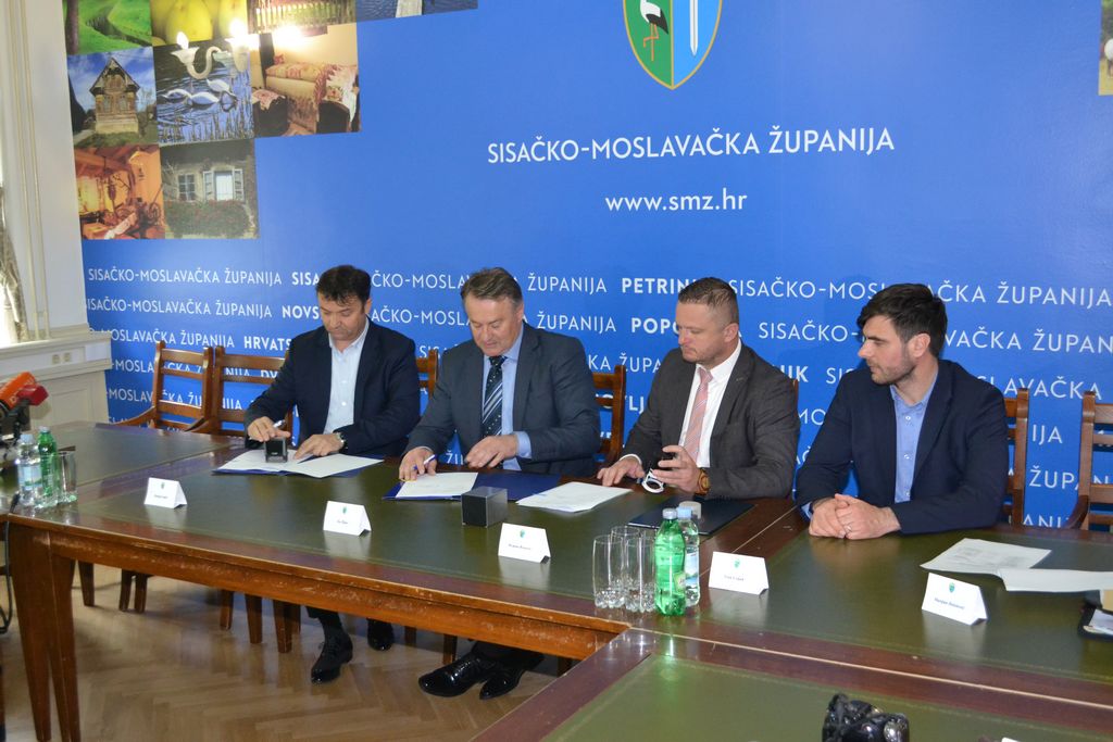 Nastavljaju se radovi na energetskoj obnovi zgrade Županije u Rimskoj 28 Nastavljaju se radovi na energetskoj obnovi zgrade Županije u Rimskoj 28