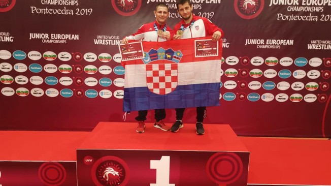 Pavel Puklavec i Karlo Kordić brončani na Europskom juniorskom prvenstvu Pavel Puklavec i Karlo Kordić brončani na Europskom juniorskom prvenstvu