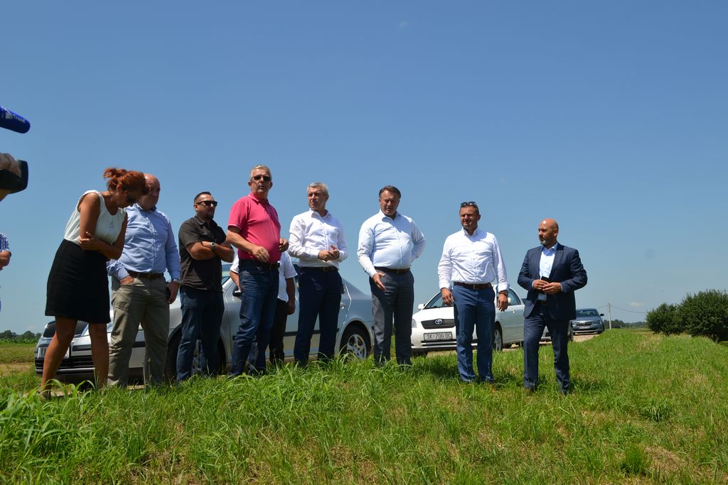 17. državno natjecanje u oranju je 20. i 21. rujna u Sunji 17. državno natjecanje u oranju je 20. i 21. rujna u Sunji