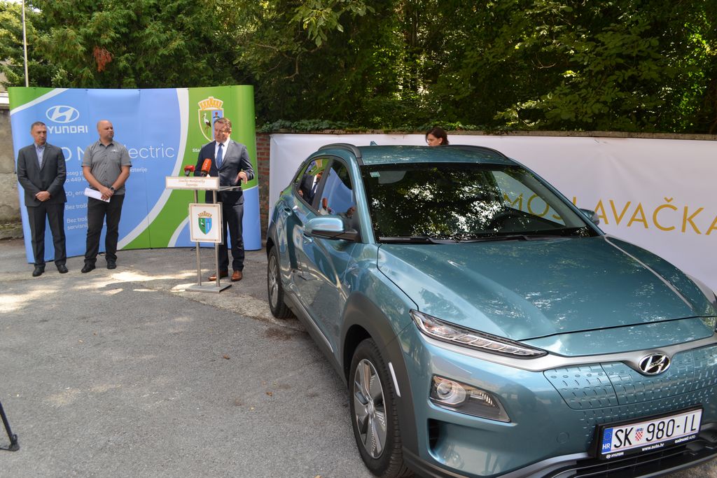 Županija predstavila svoj prvi električni automobil Županija predstavila svoj prvi električni automobil