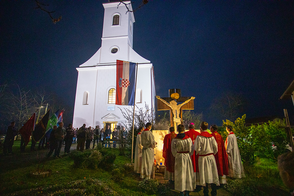 Komarevo proslavilo blagdan svoje zaštitnice Komarevo proslavilo blagdan svoje zaštitnice
