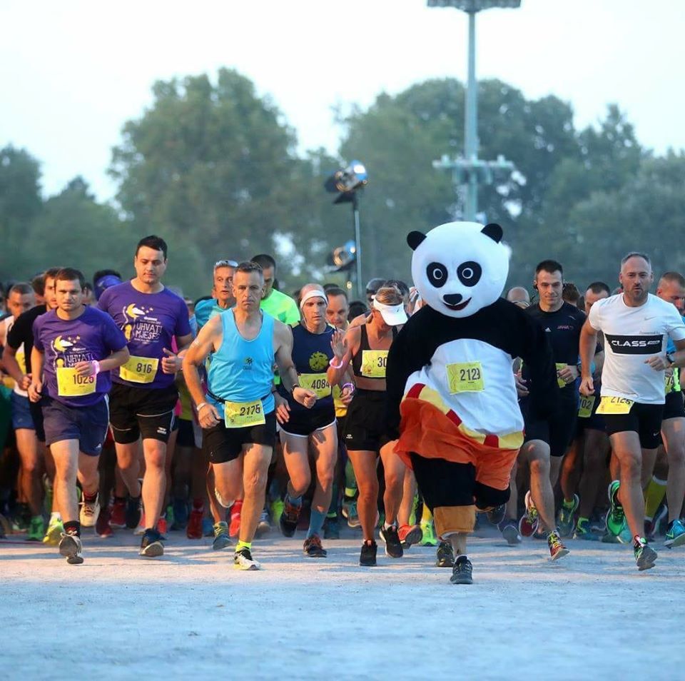 Stairway to roof za Udrugu osoba s invaliditetom Sisačko-moslavačke županije Stairway to roof za Udrugu osoba s invaliditetom Sisačko-moslavačke županije