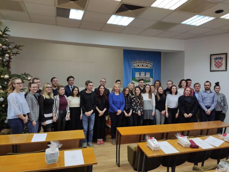 Grad Sisak stipendira još 31 studenta Grad Sisak stipendira još 31 studenta