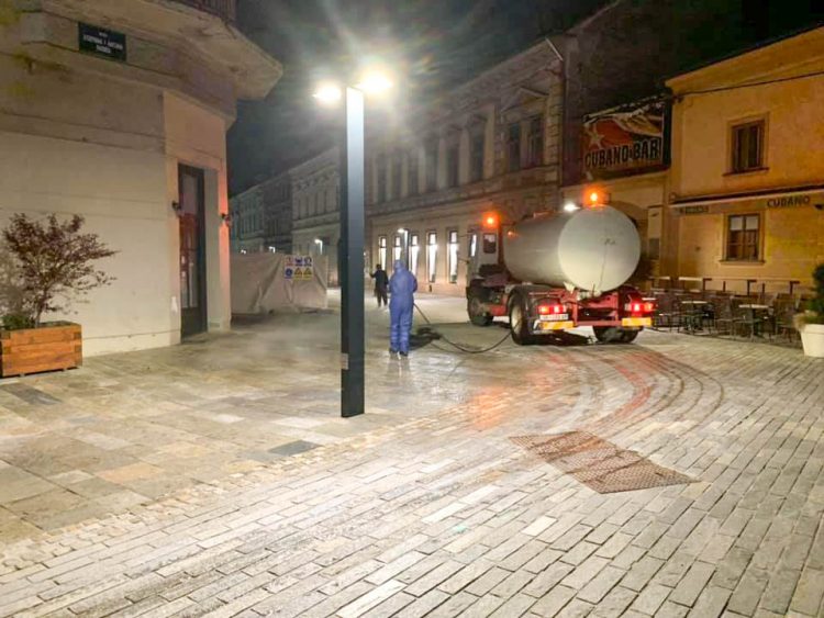 Nastavlja se dezinfekcija javnih površina u Sisku Nastavlja se dezinfekcija javnih površina u Sisku